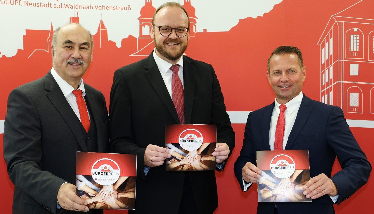 Vereinigte Sparkassen Bürgerpreis 2020 Josef Pflaum, Landrat Andreas Meier, Gerhard Hösl