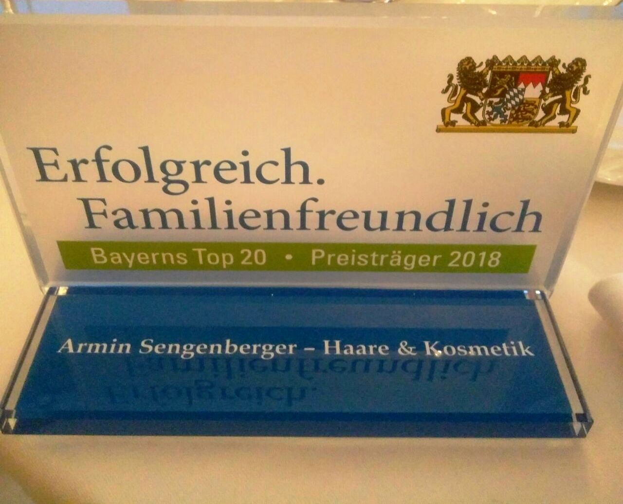 Auszeichnung Familienfreundliches Unternehmen Sengenberger Haare und Kosmetik (1)