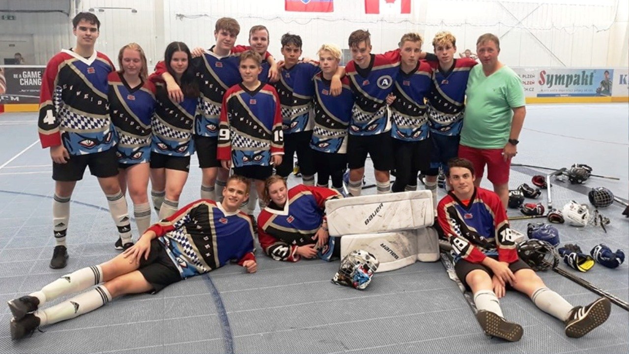 Young Blue Devils Sieg Pokal Pilsen Hockeyball 3