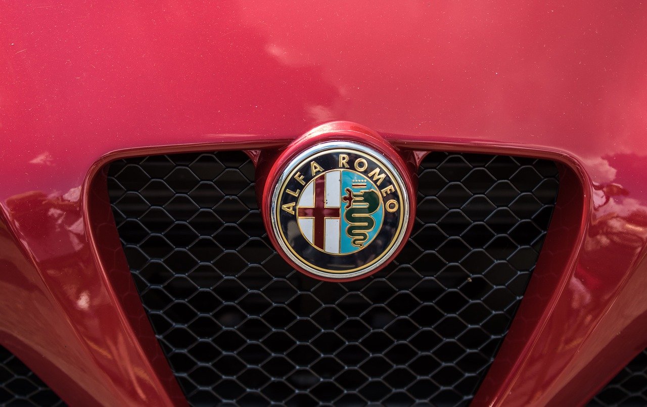 Alfa Romeo Symbol Auto rot