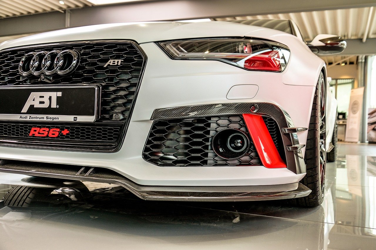 Audi RS6 Symbolbild