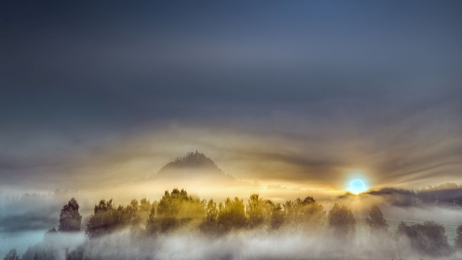Heimatkalender 2019, Parkstein im Nebel