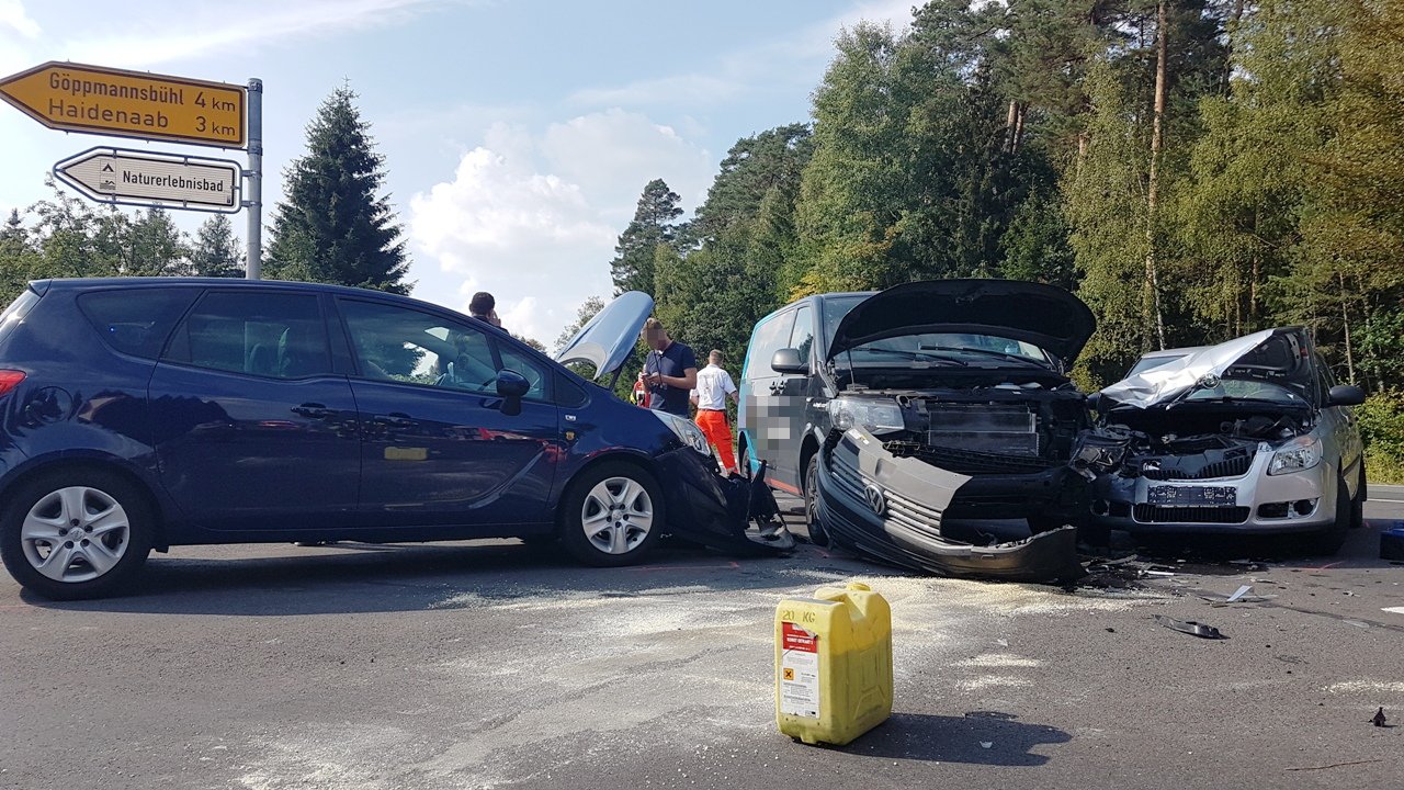 Unfall Immenreuth drei Autos