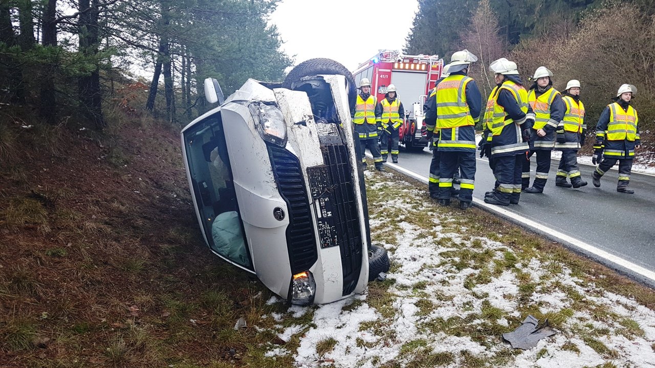 Unfall Schulbus Skoda Plößberg Bärnau