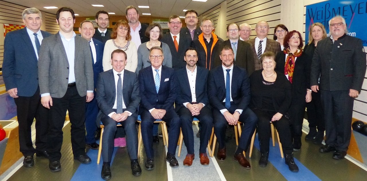 neugewählte Bezirksvorstandschaft CSA Oberpfalz 2019 mit Ehrengästen