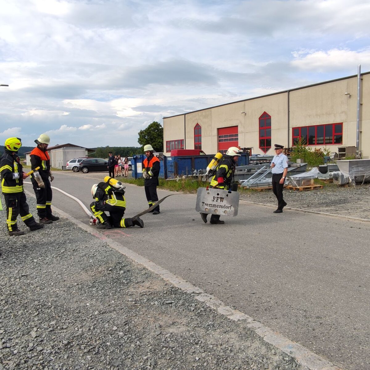 Erstmals in der Geschichte der Feuerwehr Tremmersdorf absolvierte eine Gruppe das Leistungsabzeichen mit Atemschutz. Bild: Michael Rodler