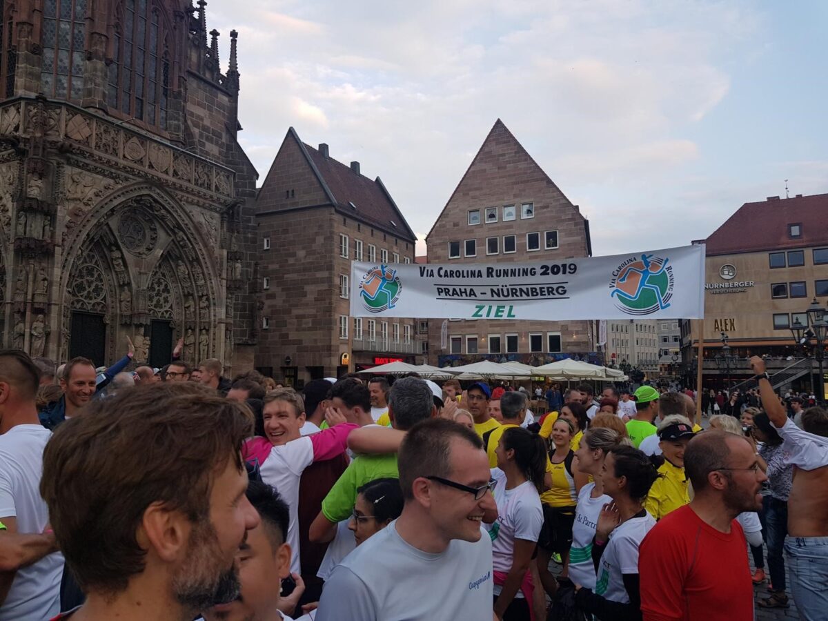 Das Ziel des Laufs ist die größte Stadt Frankens: Nürnberg. Bild: ViaCarolinaRunning e.V.