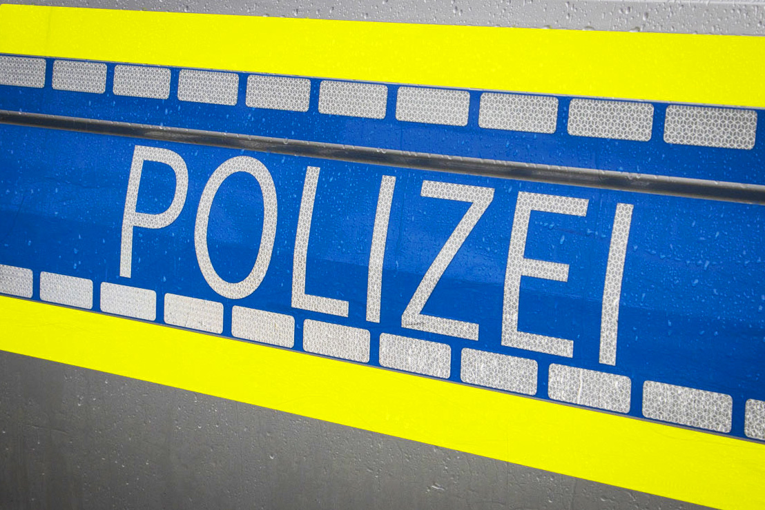 Polizei Polizeiauto Blaulicht Symbolbild