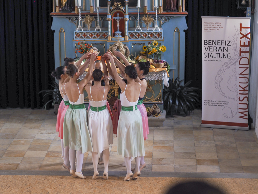 B.I.S. Ballett mit Isabel und Silvia. Foto: OberpfalzECHO/Ann-Marie Zell
