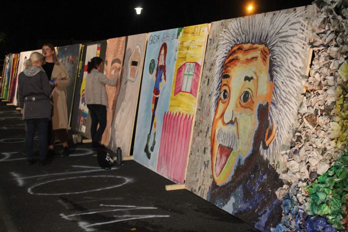 Kunst für Liebhaber und Neulinge wird an jeder Ecke der Weidener Innenstadt präsentiert. Foto: Stadtmarketing Weiden