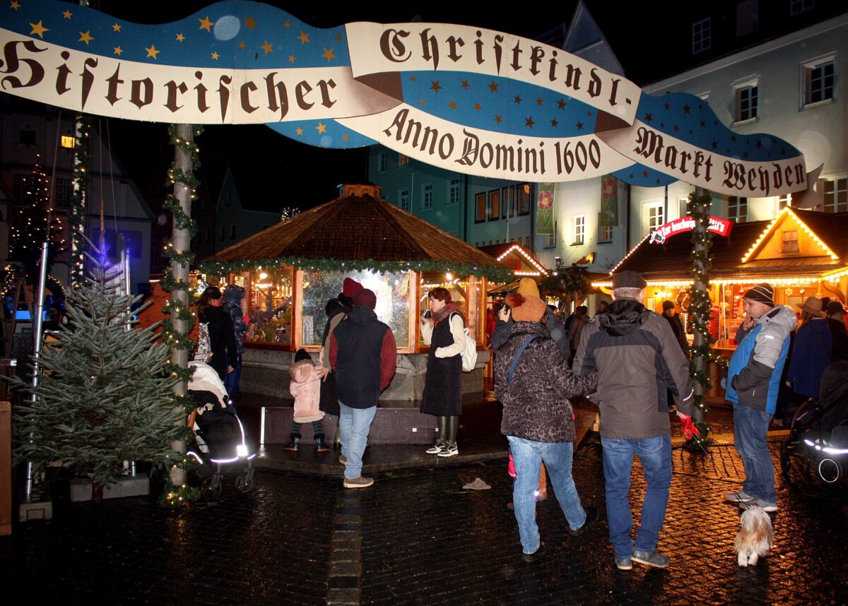 Hereinspaziert beim Weihnachtsmarkt 2022. Foto: Reinhard Kreuzer