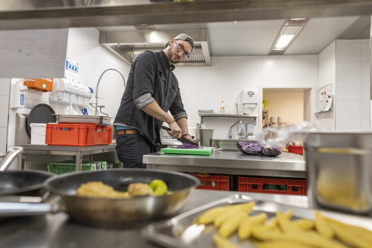 Ein Koch, dem die Regionalität über alles geht: Ingo Mark vom Restaurant Holzfellas in Wiesau. Foto: David Trott