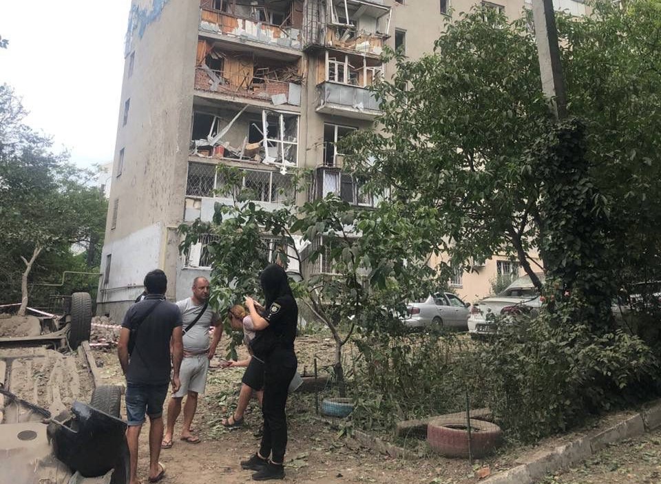Russische Raketen haben dieses Haus in Odessa schwer beschädigt. Foto: Space Eye