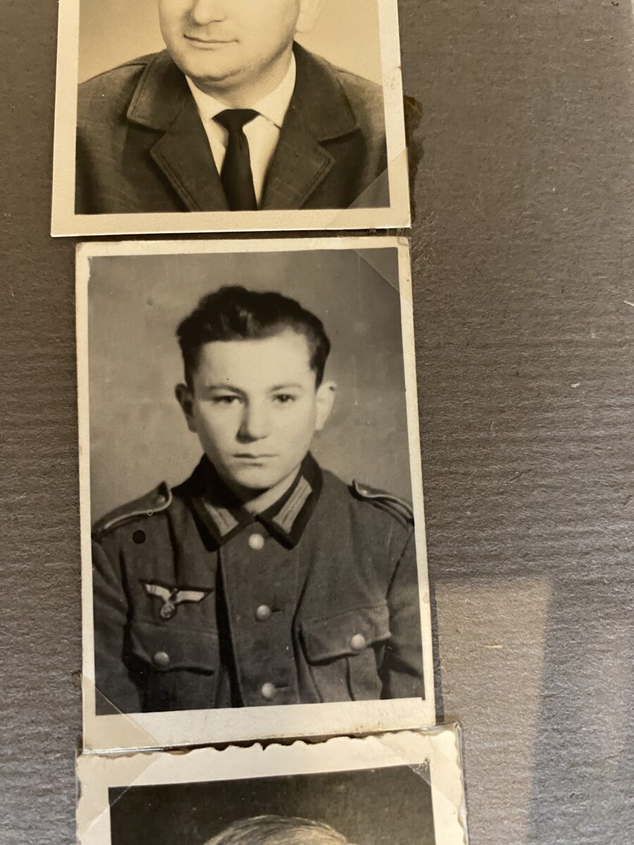 Lorenz Zitzmann im Alter von 15 Jahren als Soldat. Foto: privat