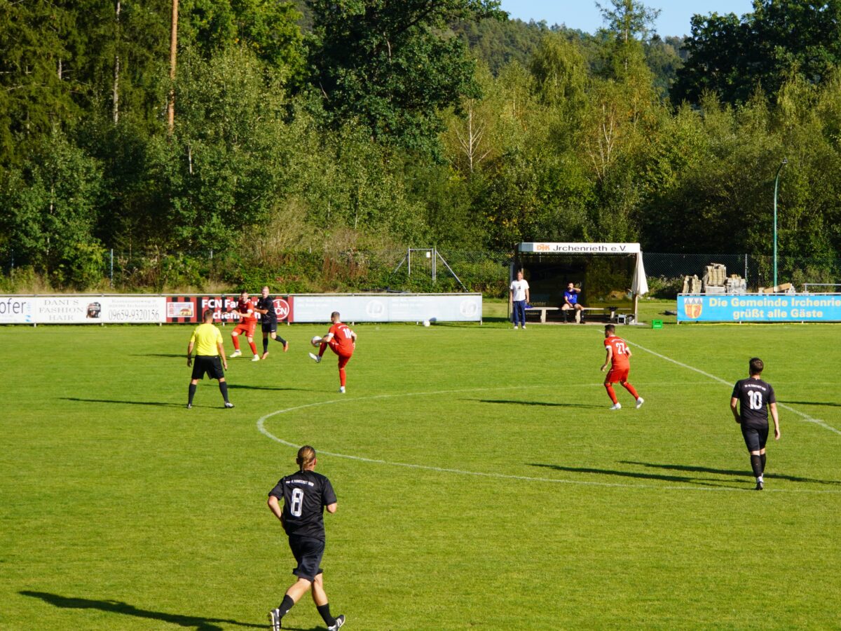 Spielszene Kreisliga Nord: DJK Irchenrieth vs. SV Altenstadt/WN Foto: Norbert Tannhäuser