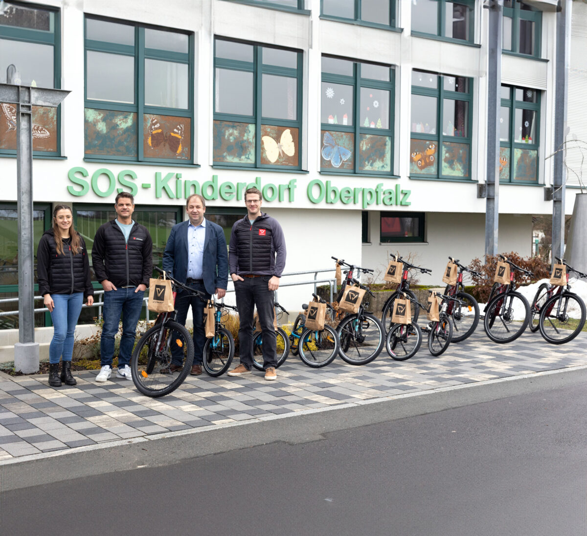 Von links nach rechts: Larissa Hartmann, Jens Steinhäuser, Holger Hassel, Christian Gaal. Foto: CONWAY Bikes 