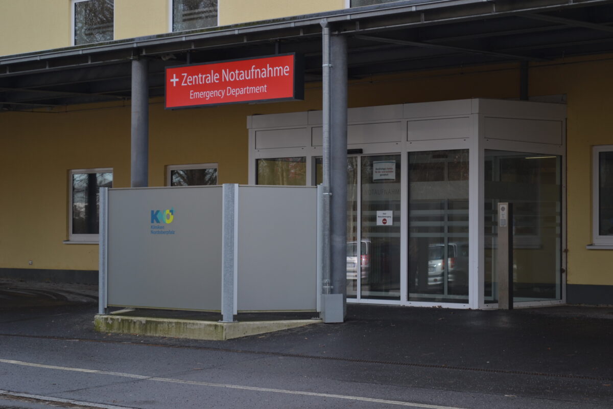 Nur noch bis Gründonnerstag, 28.  März, ist die Notaufnahme in Tirschenreuth rund um die Uhr geöffnet. Foto: Udo Fürst