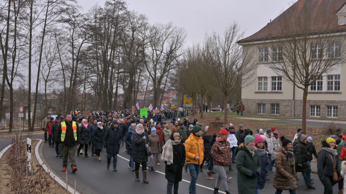 5000 Bürgerinnen und Bürger gegen die Verkleinerung der Krankenhäuser im Landkreis Tirschenreuth. Foto: Martin Zimmer