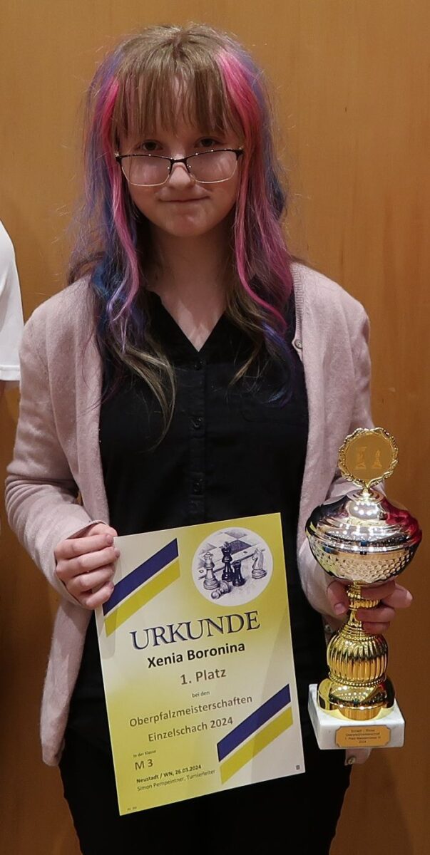 Xenia Boronina gewinnt mit 14 Jahren die Oberpfalzmeisterschaft im Schach. Foto: Bernhard Hoppen