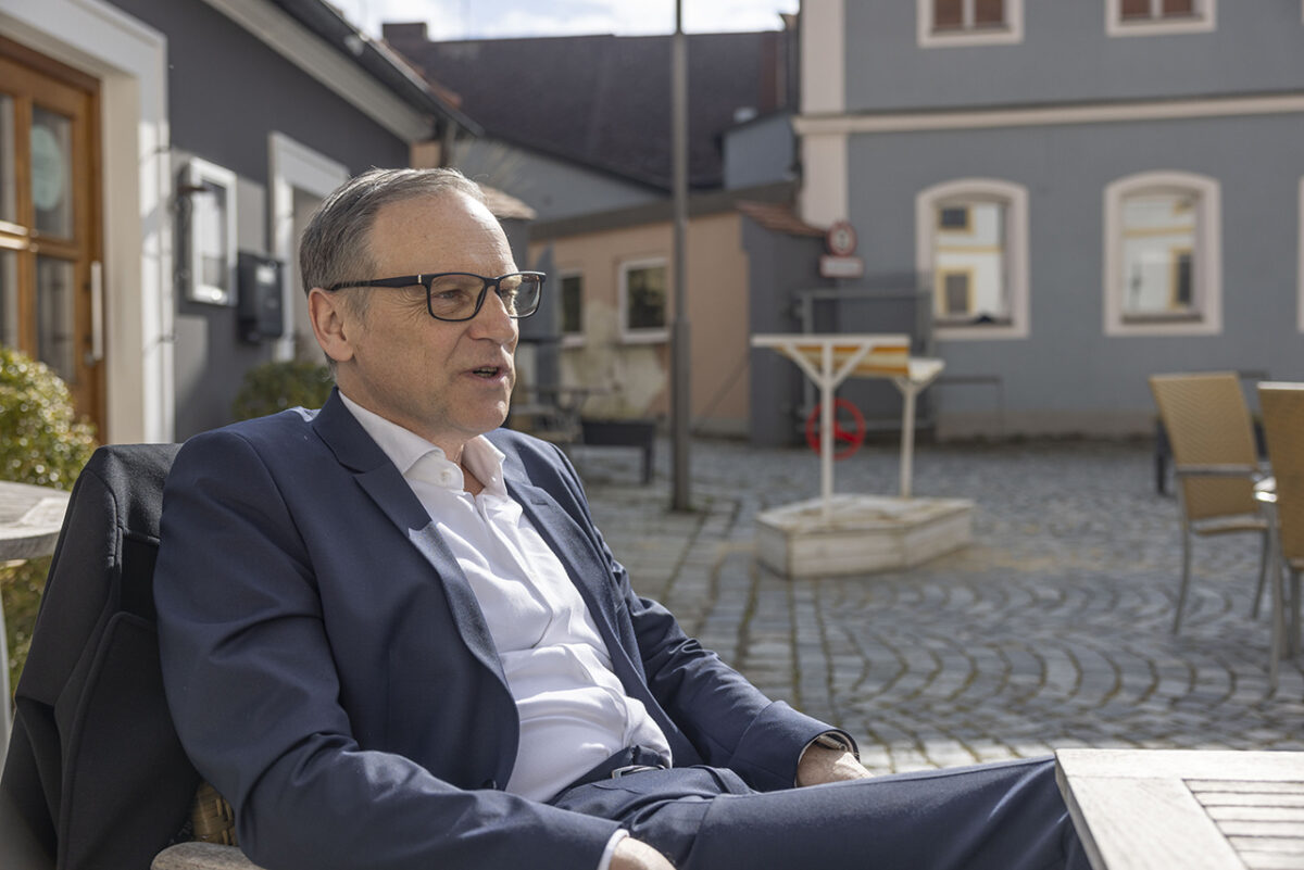 Waldsassens Bürgermeister Bernd Sommer im Echo-Interview. Foto: David Trott