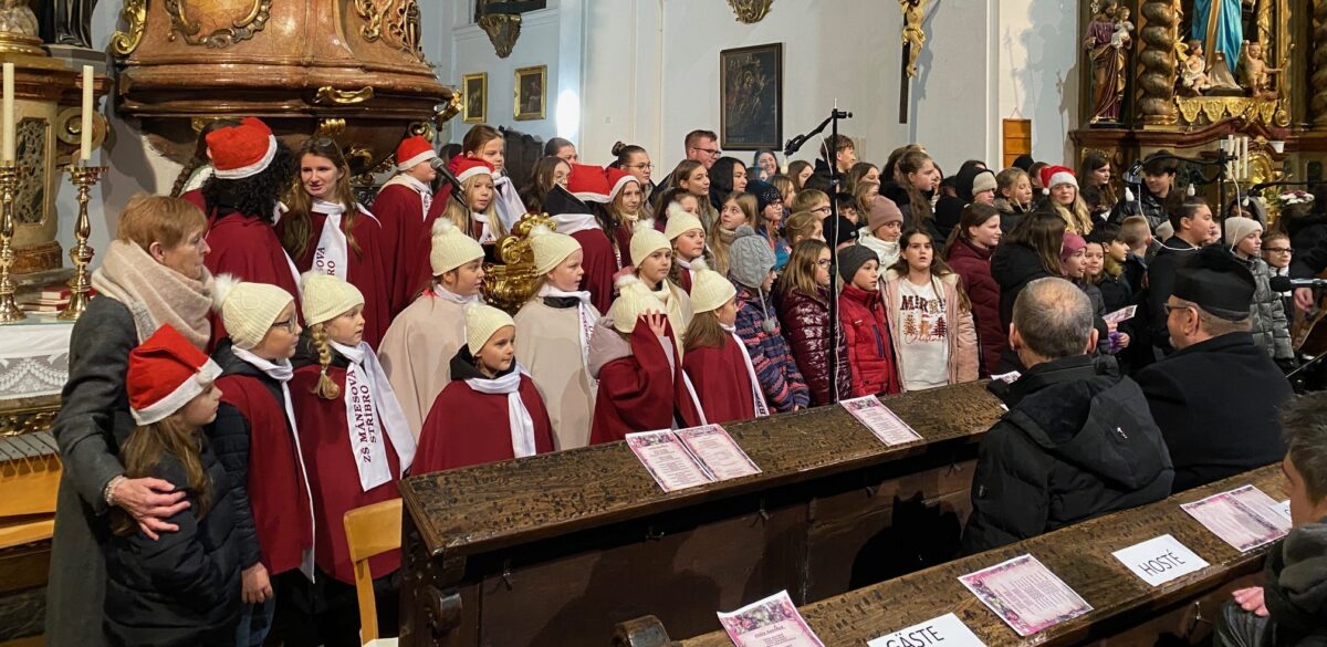 Chor der Manesova Schule. Foto: Rainer Christoph